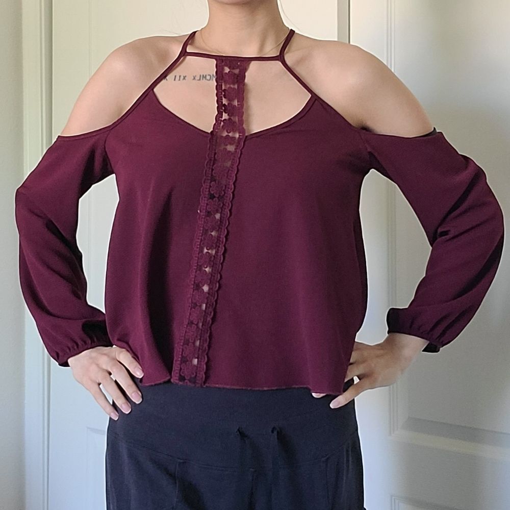 January 7 Red Maroon Balloon Sleeve Long Cut Out Cold Shoulder Blouse Top Small